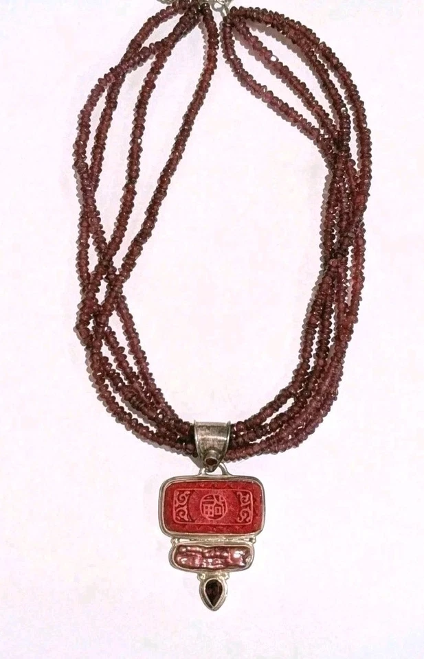 Collar de plata esterlina con laca de cinabrio perla rojo berilo esmeralda multi hilos Foto 2 de 4