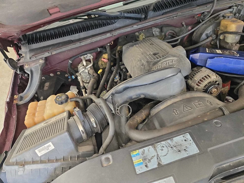 Used Engine Complete Assembly fits: 2002 Chevrolet Silverado 1500 pickup 5.3L VI Foto 3 de 4