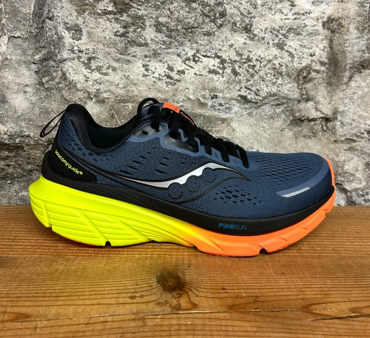 Saucony Guide 18 S20998-99 Shadow/Vizi Mens Running Medium Width NEW IN BOX
