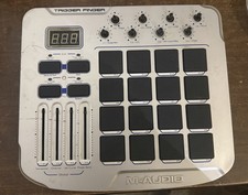 M-Audio Trigger Finger MIDI 16 Pads 8 Assigna...