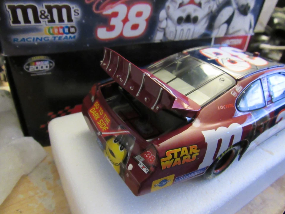 2005 Action ELLIOTT SADLER #38 M & M’s / Star Wars III 1/24 Diecast - Image 4 of 4