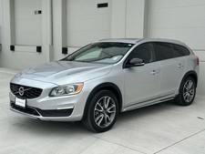 2017 Volvo V60 Cross Country T5 Cross Country Wagon 4D