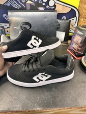 ￼ Men And Size 12, Black And White DC Skate...