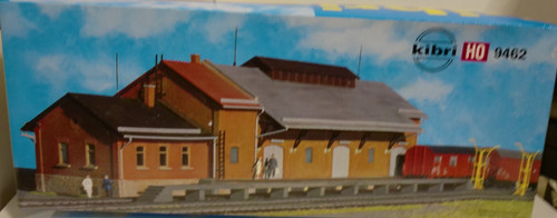 KIT PLÁSTICO DEPÓSITO MERCANCÍAS ESCALA HO KIBRI #B-9462 NUEVO EN CAJA 47X14X13 CM | Condition: New