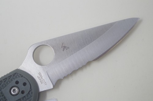 Gray Spyderco Delica Generation 4 Pocket Knife Combo Edge Endura Spider Blade - Picture 4 of 6