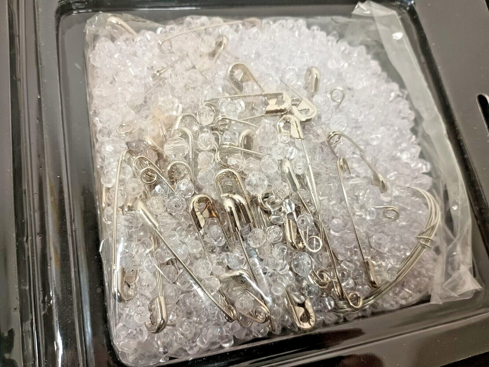 Darice Safety Pin and Bead Candle Holder Kit Makes 2 New