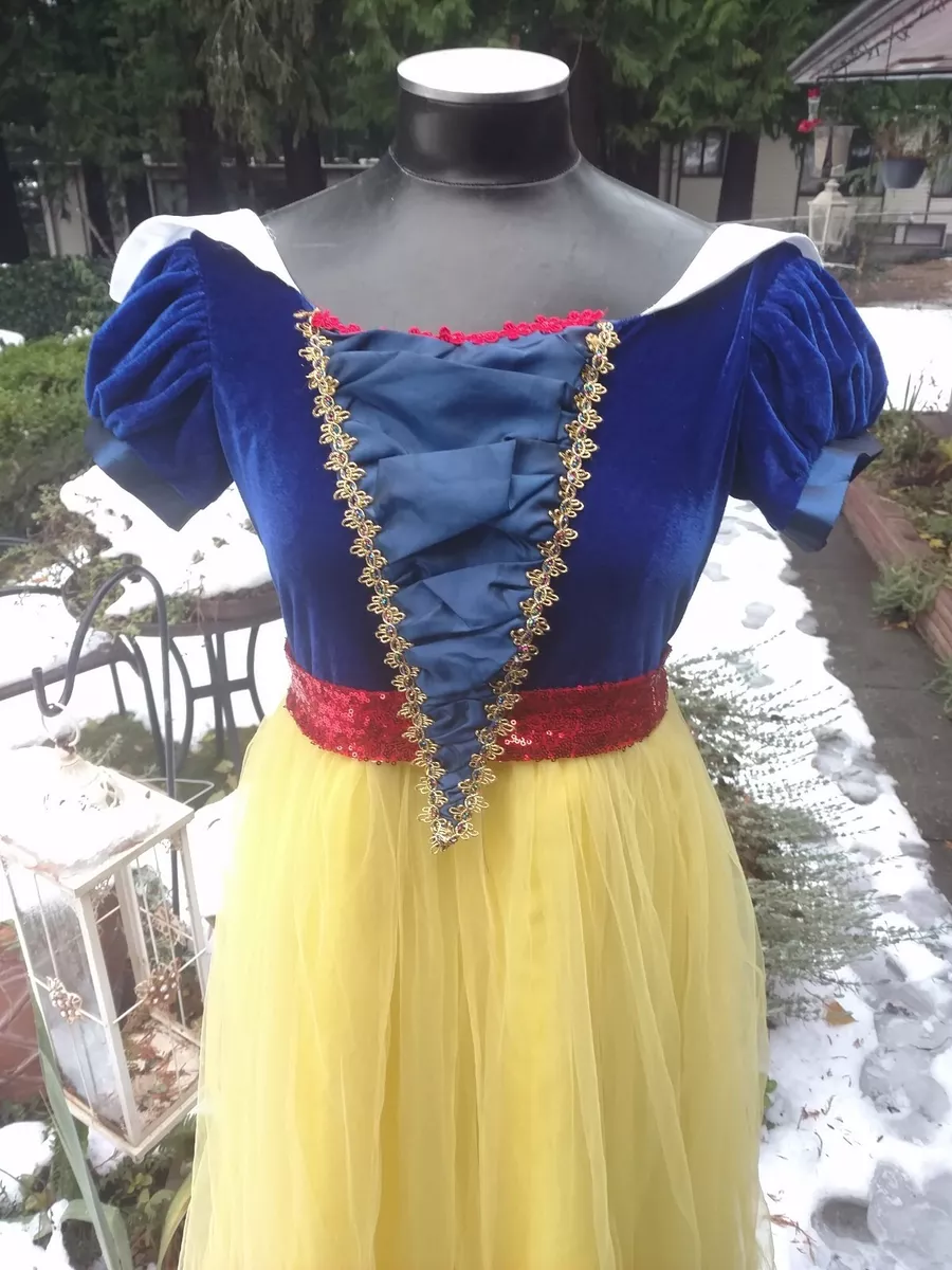 Disney dress best sale shop snow white