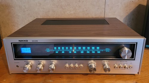 Vintage 70's Nikko 3035 AM/FM Stereo Receiver A Beauty! One Non-smoking Owner!