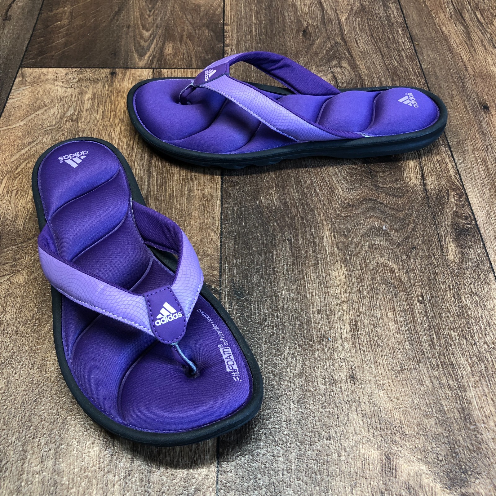 Adidas Women's Size 9 Chilwyanda Fit Foam Comfort Footbed Flip-Flop Royal Purple