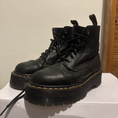 NEW Dr. Martens Men's 9 Womens 9 Sinclair Black Leather Platform