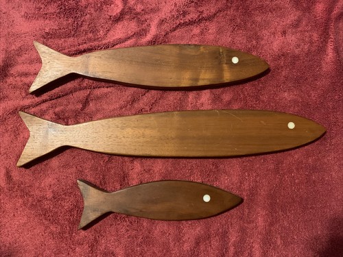 Flat Wooden Fish wall hanging decor set of 3 fishes - Picture 1 of 5