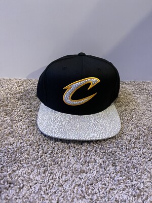 Mitchell & Ness Cleveland Cavaliers Cavs Snapback Hat Cracked Iridescent Cap