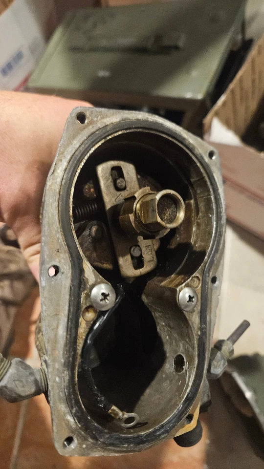 Ford Kaiser AMC Militar Jeep M151 Mutt G838 24 Voltios Distribuidor - Buena comida para llevar Foto 3 de 4