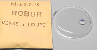 A Robur Round Watch Glass Diameter 30.3 Mm With Magnifier