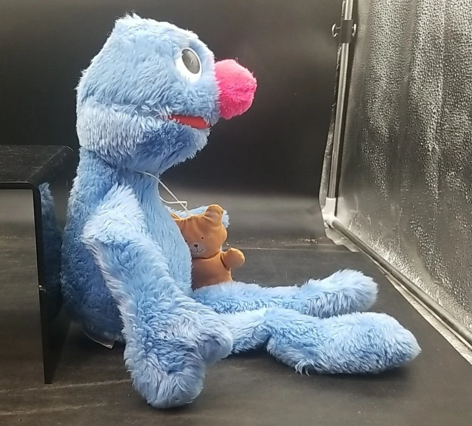 Hasbro Sesame Street Grover Puppet 15" Plush 1985 Softies with Teddy Bear - Image 3 of 4