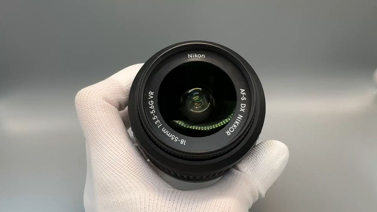 Nikon DX AF-S Nikkor 18-55mm 1:3.5-5.6 G VR Camera Lens F Mount