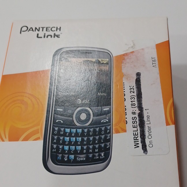 Pantech Link AT&T DCS 1800 Black QWERTY Bar Phone 1.3MP Came