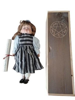 Haunted Doll Tamara in Teufelsfalle - Wagst du es, sie in dein Zuhause zu holen?