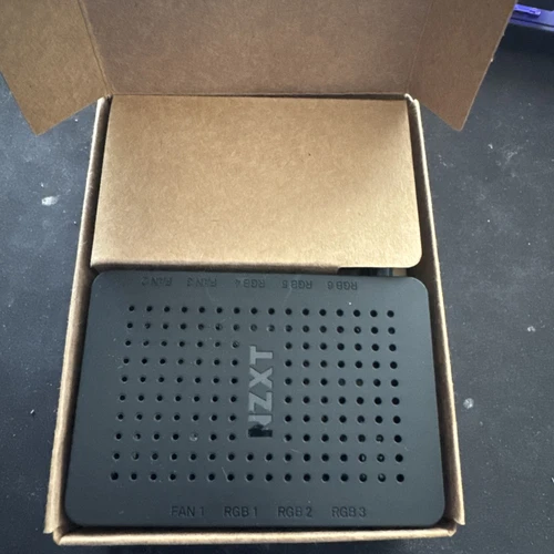 NZXT AC-CRFR0-B1 RGB and Fan Controller, 3x Fan & 6x RGB Lighting Channels
