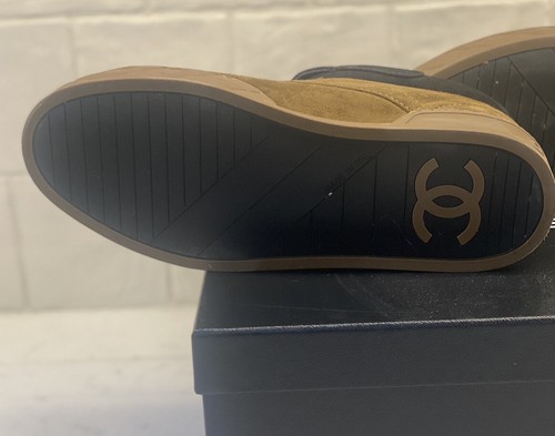Chanel 2021 Suede Logo Sneakers With Box And Dust bags Size 37.5 - Picture 5 of 13