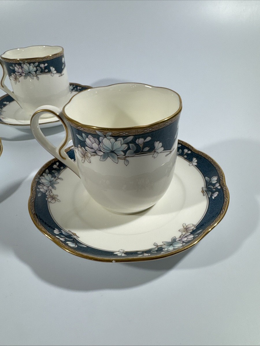 Noritake Cup & Saucer Japan 1985-1998 Sandhurst#9742 Blue Floral w