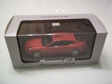 PORSCHE Panamera GTS * Karminrot * Porsche DESIGN * 1:43 MINICHAMPS * Neu & OVP