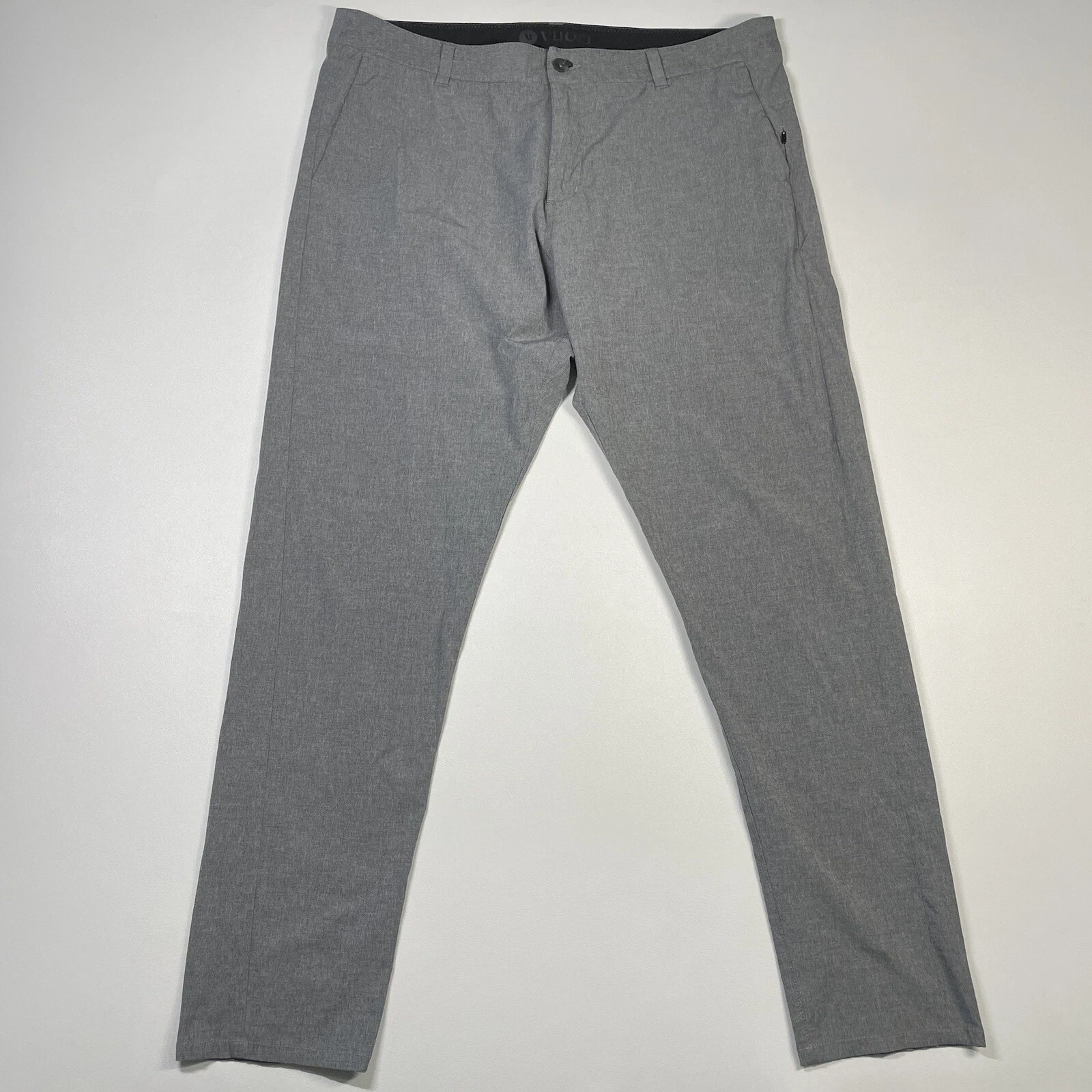 vuori aim performance golf travel chino measures 40x32 pants