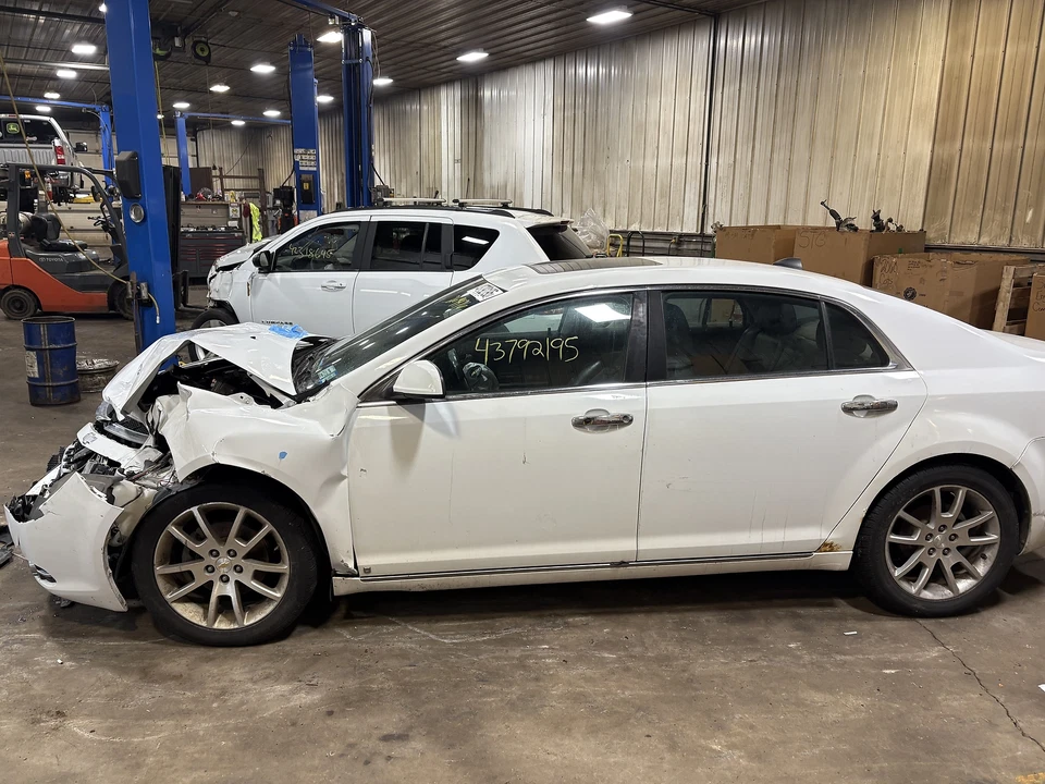 Used Fuel Pump fits: 2012 Chevrolet Malibu Pump Assembly 2.4L VIN 0 8th digit op Foto 3 de 4
