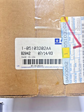 Nos Mopar 5103202aa Steering Reservoir 04-06 Srt-10 03-06 Viper 01-04 Wj 4.7 Nos Mopar 5103202aa Steering Reservoir 04-06 Srt-10 03-06 Viper 01-04 Wj 4.7