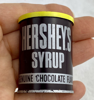 VINTAGE 1980s Hershey's Chocolate Syrup Canister Food Refrigerator Fridge Magnet