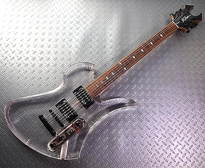 モッキンバードのクリアギター 超レアなB.C Rich 1999年製アクリルモッキンバード、アンチフリーズ