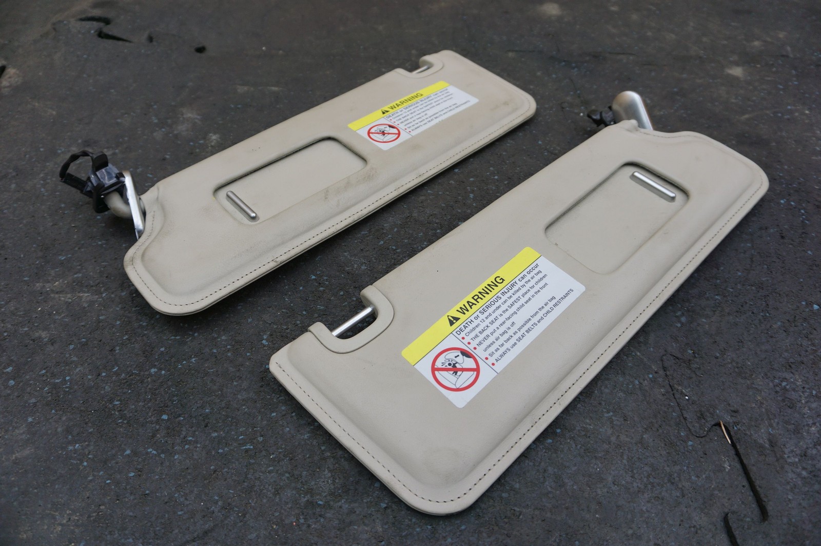 Set 2 Left Right Sun Visor Shade Mirror 3W0857551 Bentley Flying Spur GT GTC