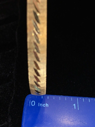 Vintage Gold Tone MONET Diamond Cut Bangle Bracelet Signed - Picture 2 of 11