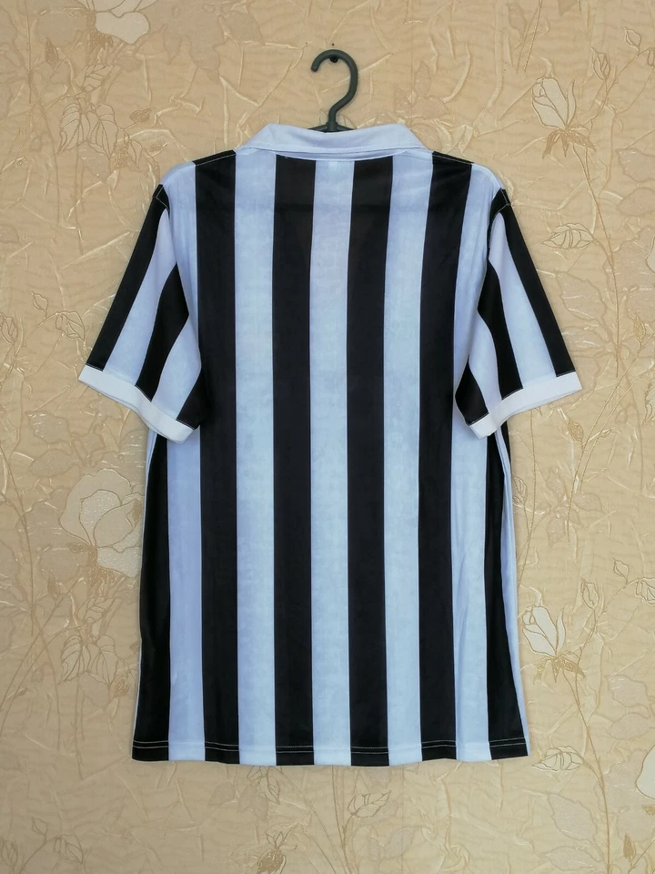 Juventus 1989 - 1990 home football shirt jersey Kappa reproduction size L - Image 2 of 4