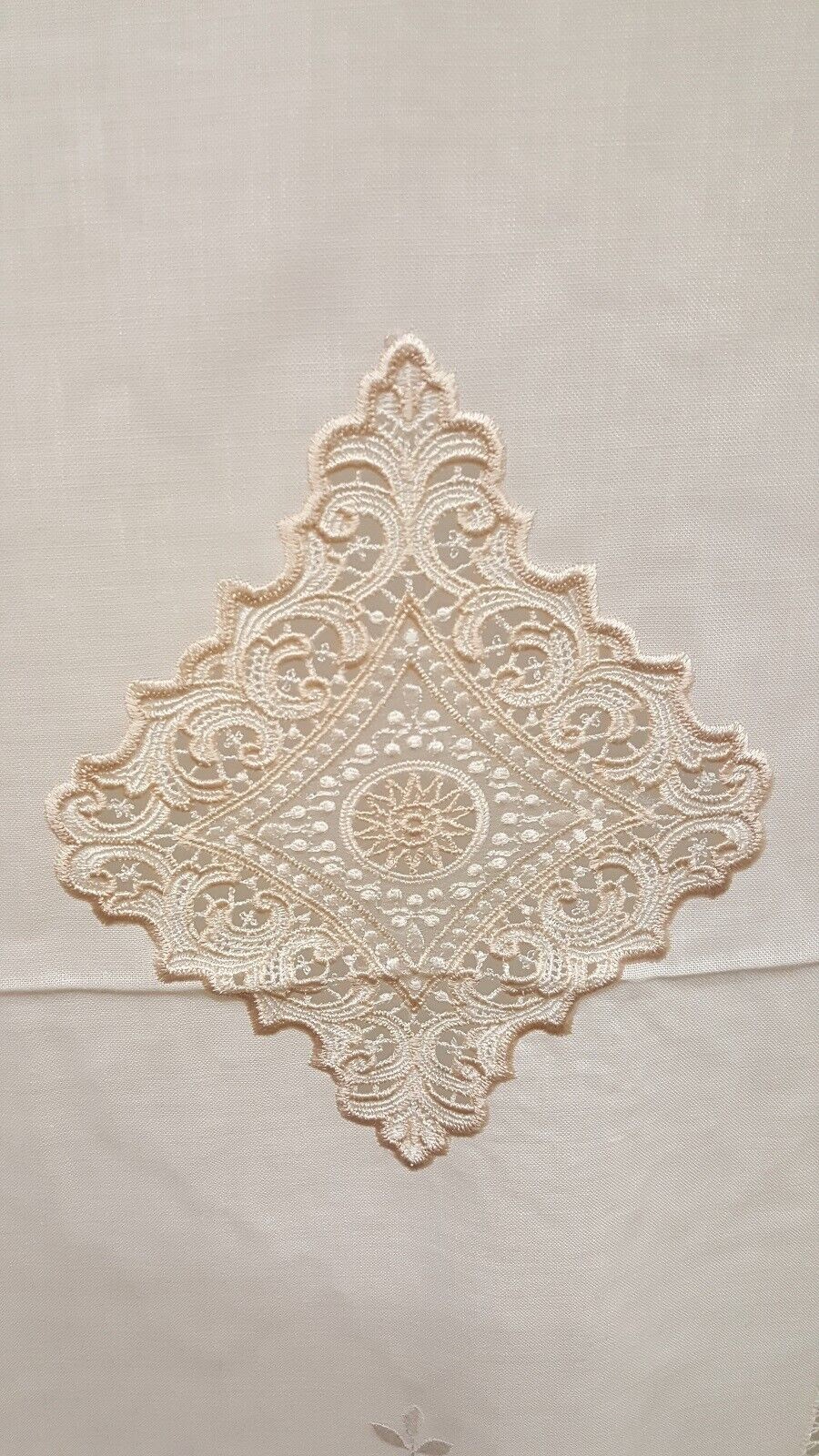 Foto 2 di 3