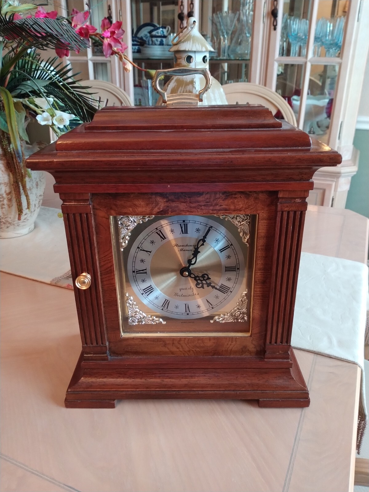 STRAUSBOURG MANOR CLOCK CHIME QUARTZ WESTMINSTER HOME OFFICE