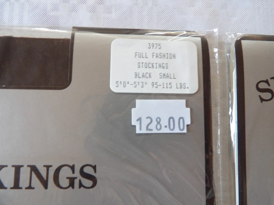 Medias negras totalmente a la moda Magnolia Mills 3975 ULTRA RARAS Foto 2 de 2