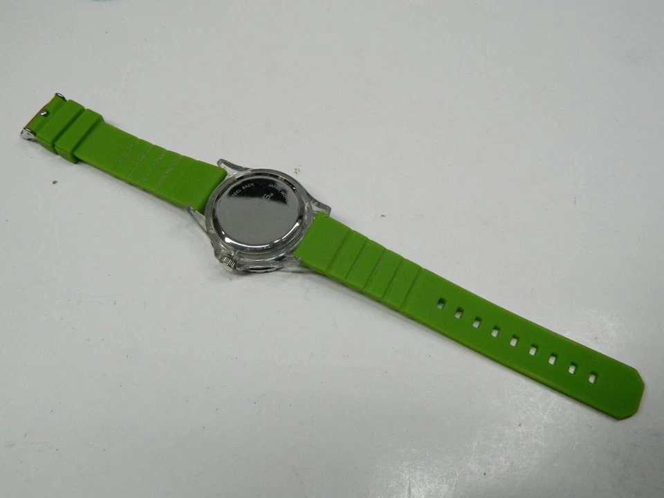 Reloj pulsera CHICO'S correa silicona verde lima acentuado diamantes de imitación Foto 3 de 4