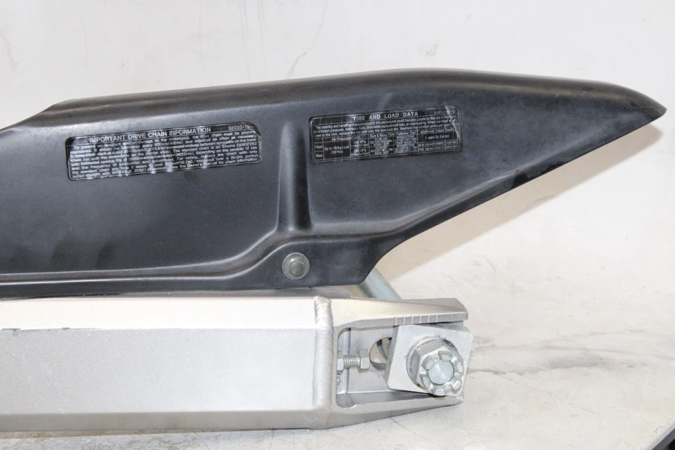 02-05 KAWASAKI ZZR1200 OEM BASCULANTE TRASERO SUSPENSIÓN TRASERA BRAZO OSCILANTE Foto 3 de 4