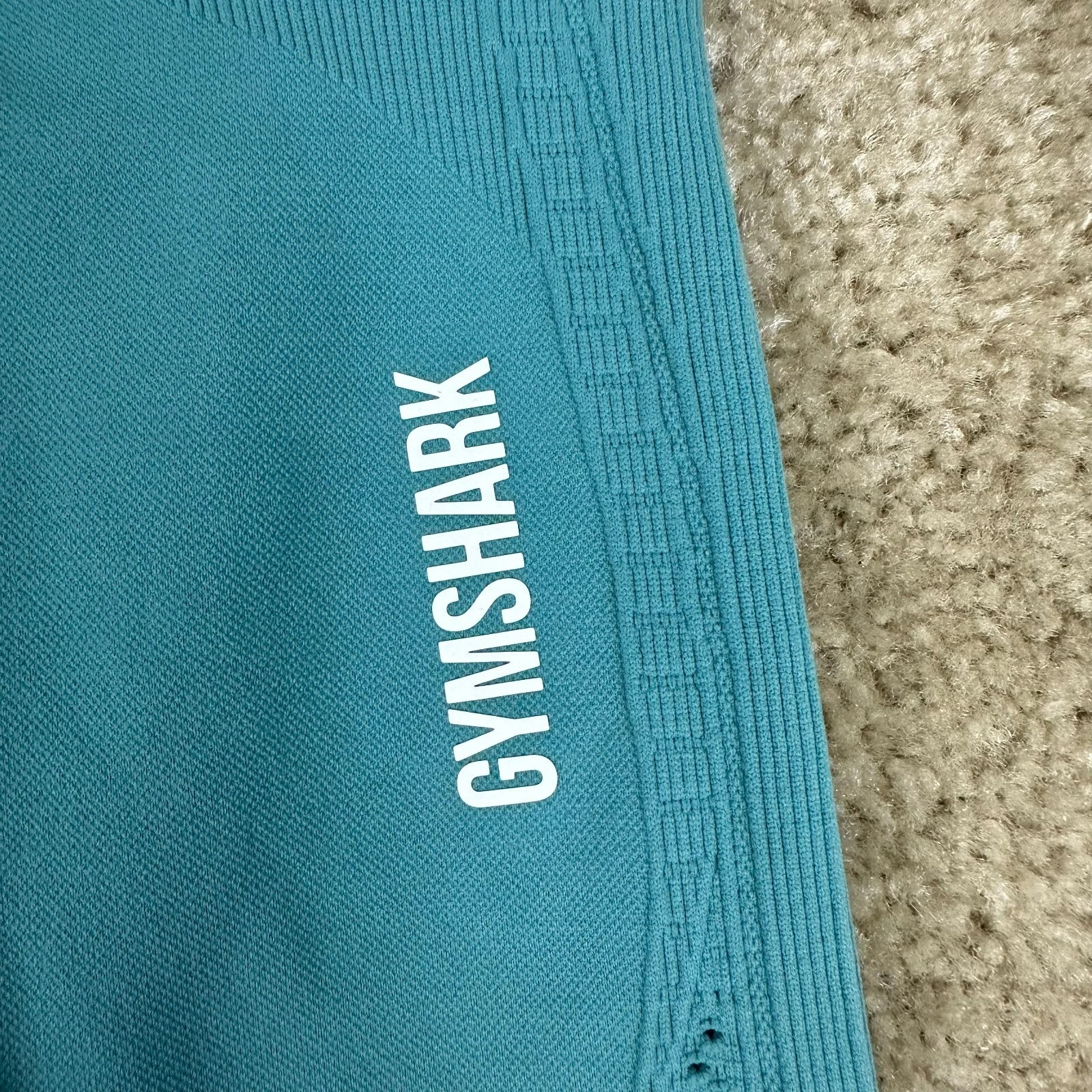 gymshark mid rise big logo spell out leggings