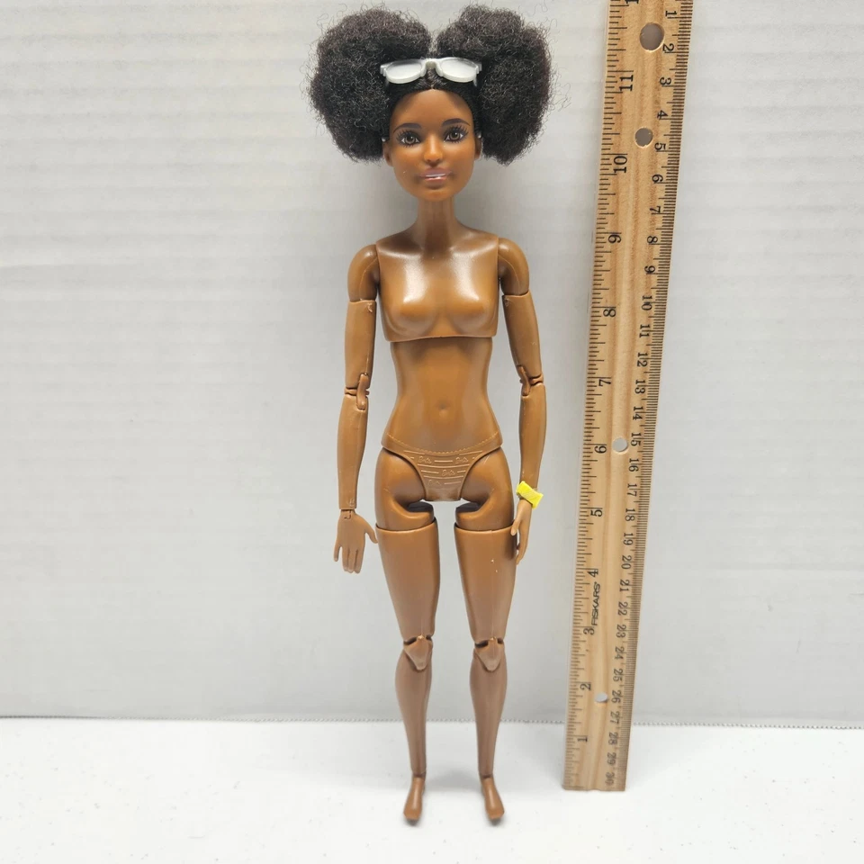 Barbie MADE TO MOVE Articulated Doll Fashionista #133 African American AA #GGV48 - Image 2 of 4