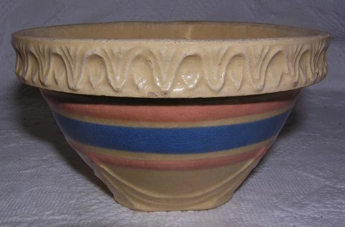 Vintage 1930s McCoy Yellow Ware Blue Pink Striped Mixing Bowl Pie Crust Rim 5.5"