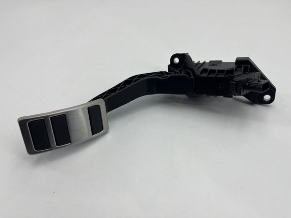 Pedal de acelerador Ford Kuga III MK3 2023 híbrido gasolina 2.5 LX619F836DB ENV3328