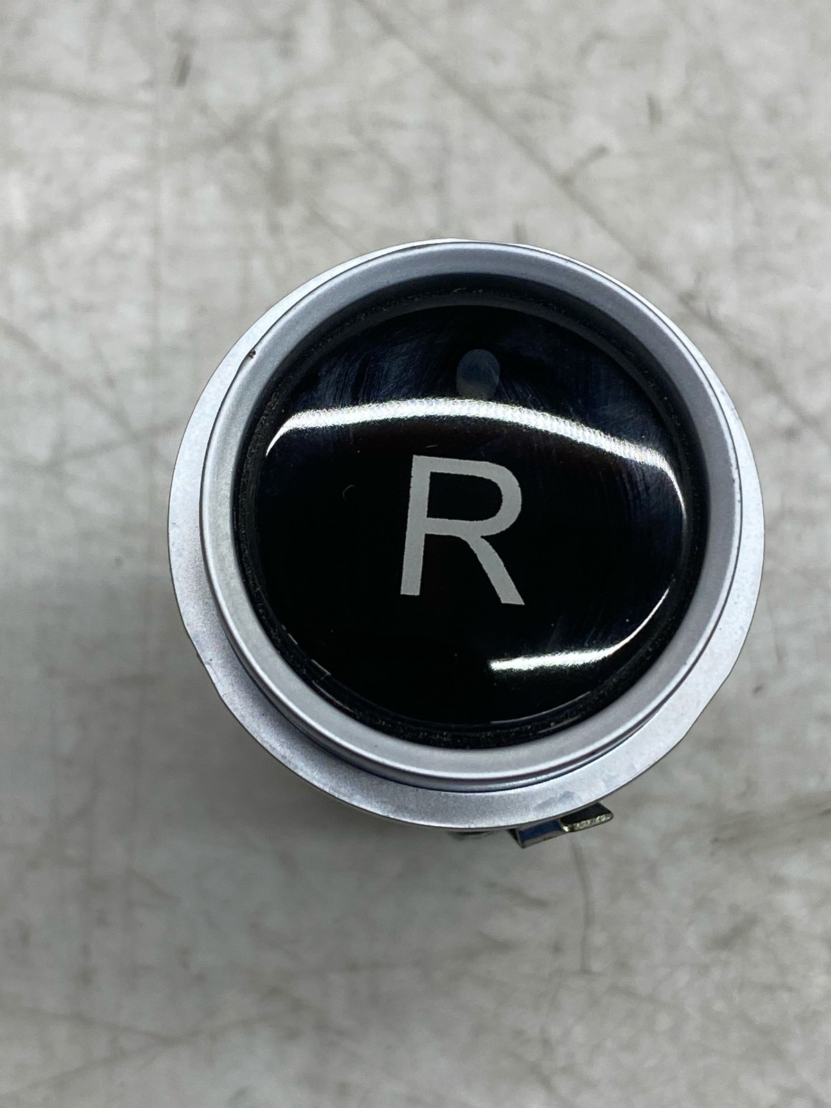 2020-2025 ASTON MARTIN DBX CENTER DASH TRANS REVERSE SWITCH BUTTON MY83-7J175-AA
