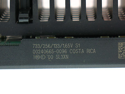 D9659-69001 80526PZ733256 SL3XN Pentiumâ III Prozessor 733 MHZ, 256K Cache