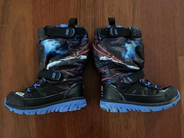 stride rite made 2 play sneaker boot 