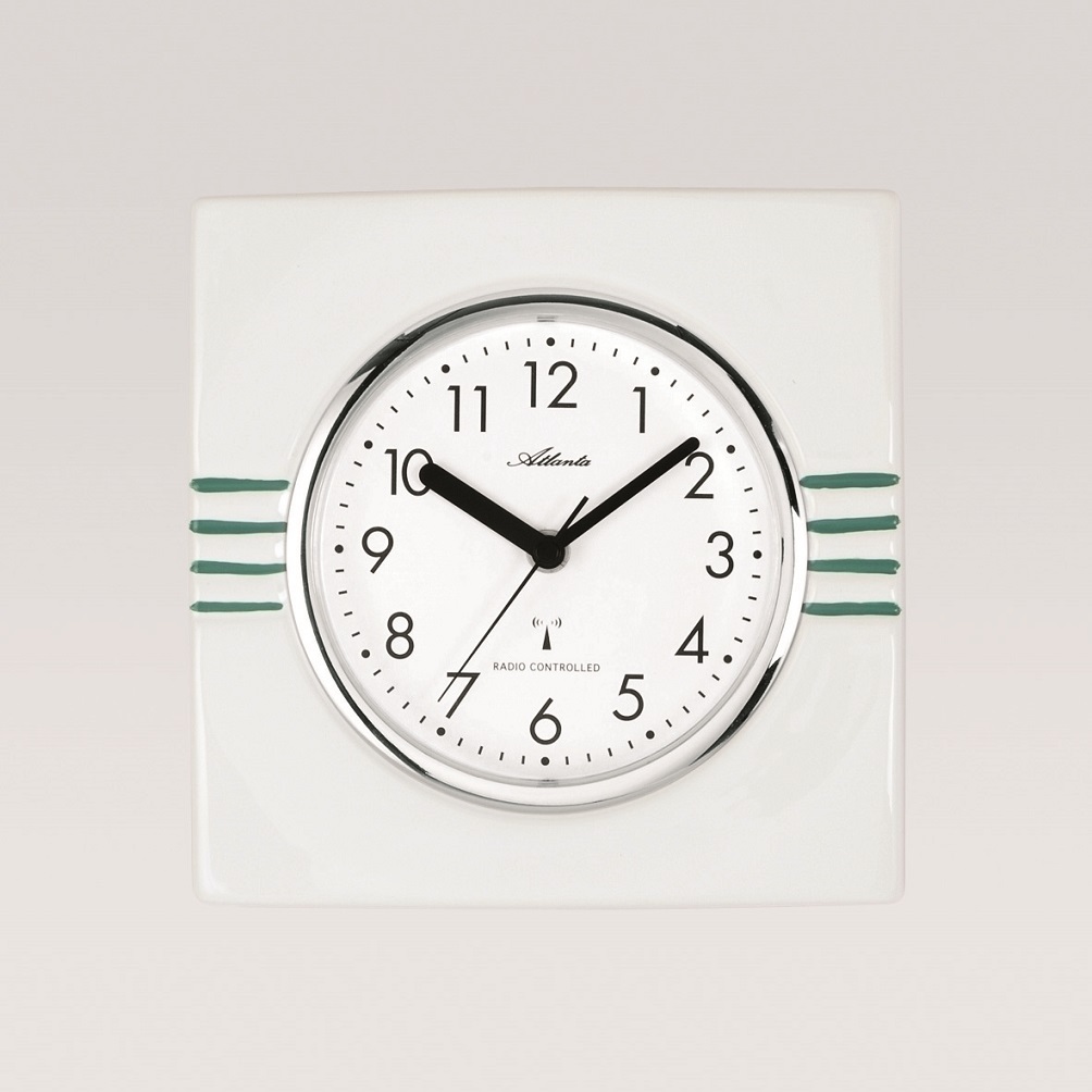 Pendule de luxe Atlanta 683/6 en céramique blanche radio-pilotée