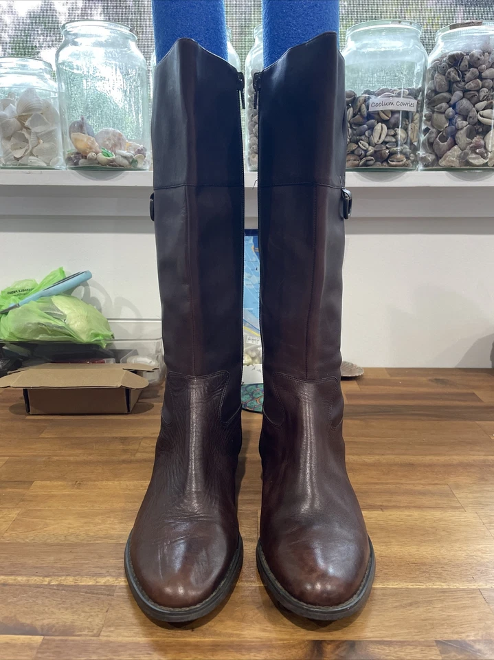 GIOVANNA Brown Leather Flat Knee Calf High Boots Size 6 B38 - image 2 of 4