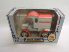 ERTL 1905 Ford Delivery Ben Franklin Locking Coin Bank Die Cast 1/25 in box