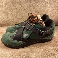 Sz 7 Nike ACG Green Suede Biking Shoes W/Clea...